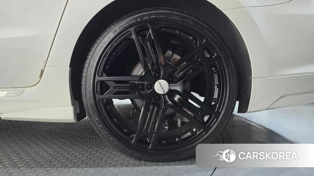 Kia The New Carnival id 4637977 из Кореи 13