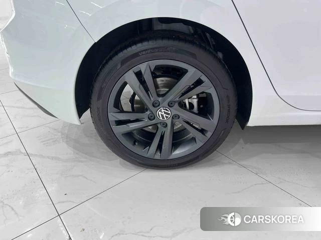 Volkswagen Golf id 4365942 из Китая 13