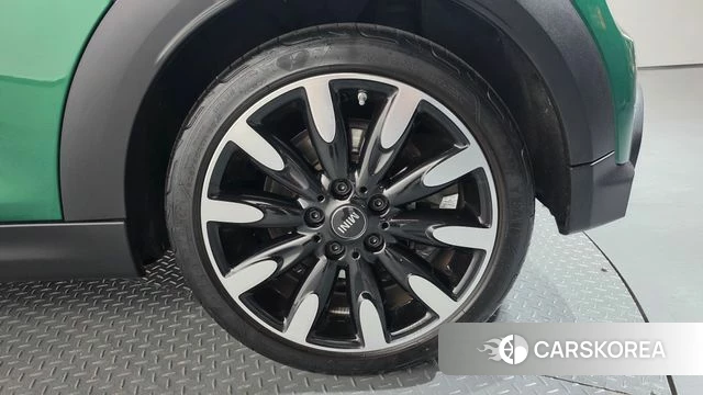 Mini Cooper S id 4740791 из Кореи 13