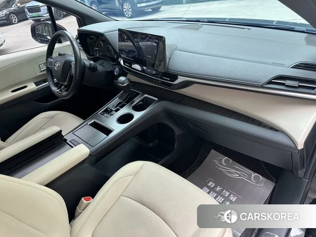 Toyota Saina id 4301760 из Китая 13