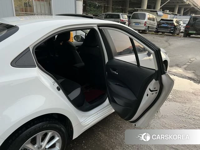 Toyota Corolla id 4262487 из Китая 13