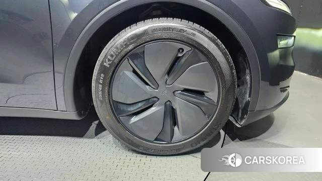 Tesla Model Y id 4700597 из Кореи 13
