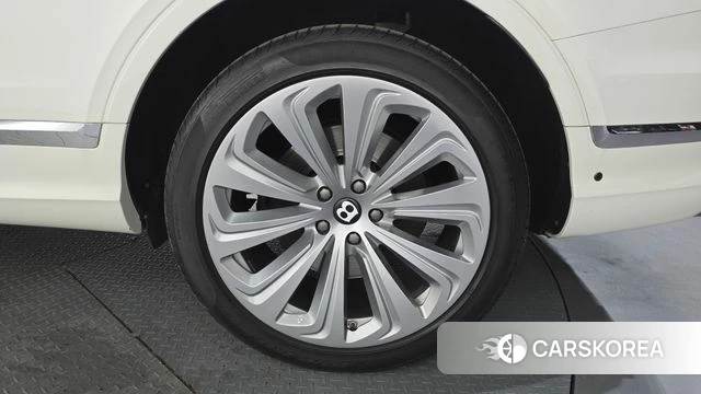 Bentley Bentayga id 4444015 из Кореи 13