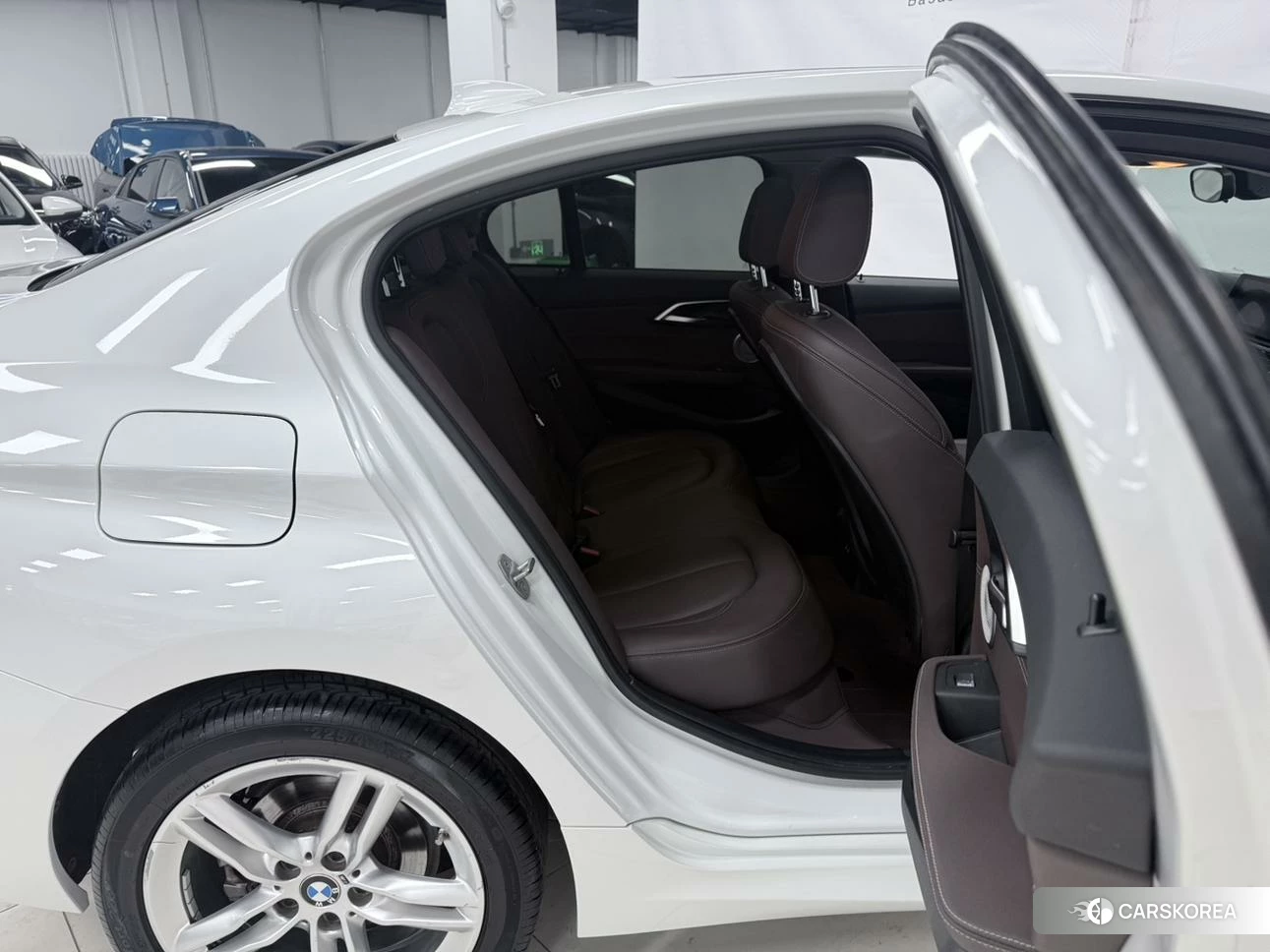 BMW 1 series id 4514828 из Китая 13