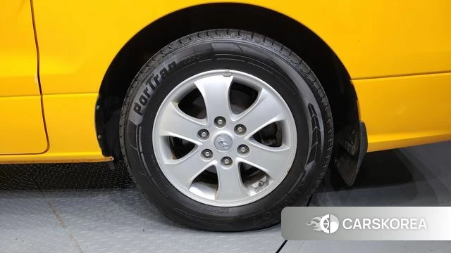 Hyundai The New Grand Starex id 4594914 из Кореи 13