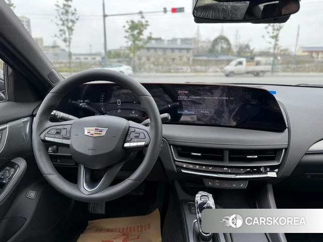 Cadillac CT5 id 4182570 из Китая 13