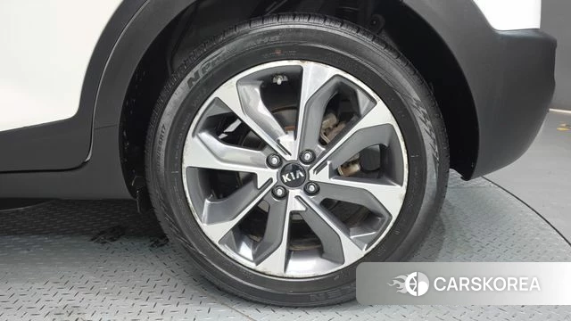 Kia Stonic id 4698197 из Кореи 13