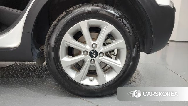 Kia Stonic id 4882523 из Кореи 13