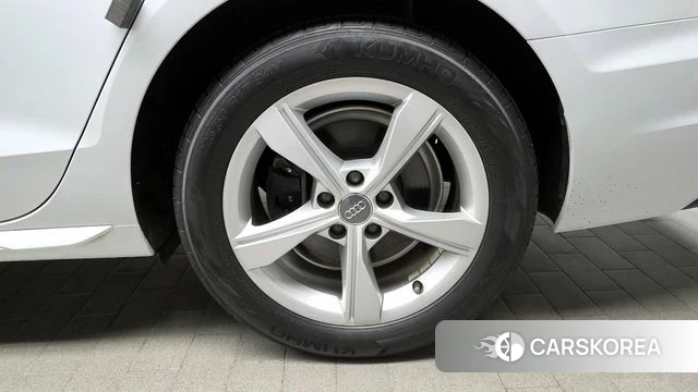 Audi A4 (B9) id 4224372 из Кореи 13