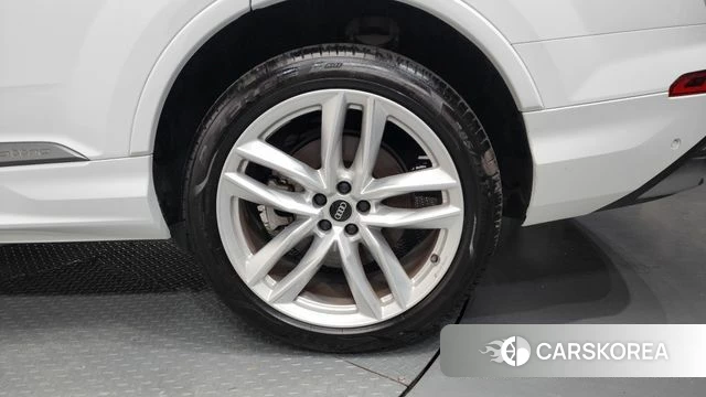 Audi Q7 (4M) id 4579161 из Кореи 13