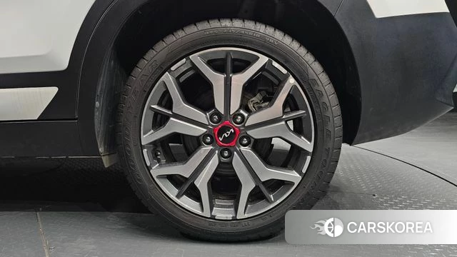 Kia Seltos id 4736124 из Кореи 13