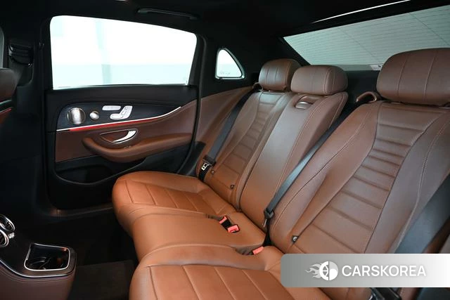 Mercedes-Benz E-class id 4256076 из Китая 13