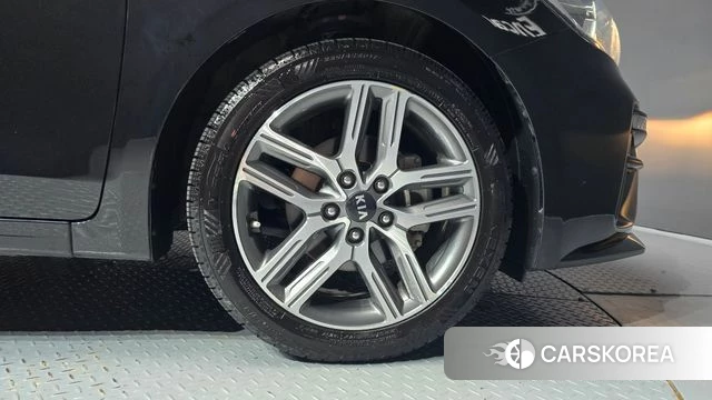 Kia Come New K3 id 4717810 из Кореи 13