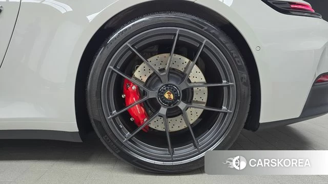 Porsche 911(992) id 4349112 из Кореи 13