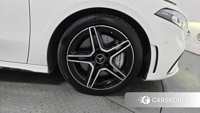 Mercedes-Benz A-Class W177 id 4572228 из Кореи 13