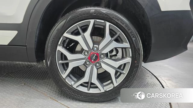 Kia Seltos id 4187060 из Кореи 13