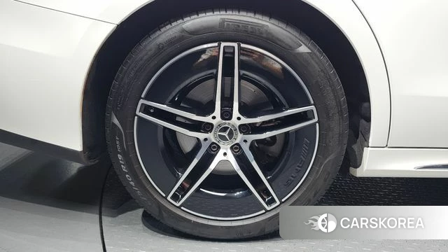 Mercedes-Benz E-Class W214 id 4540337 из Кореи 13