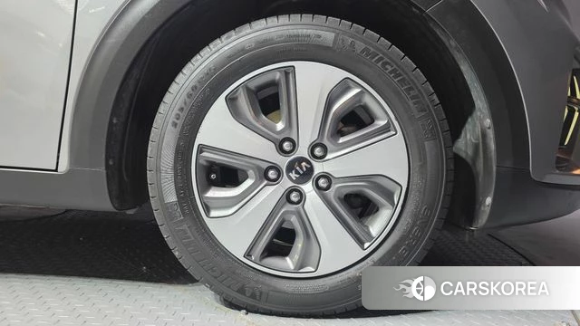 Kia The New Niro id 4651848 из Кореи 13