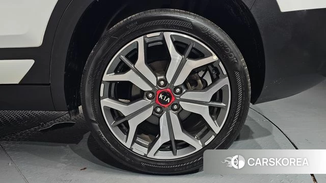 Kia Seltos id 4568333 из Кореи 13