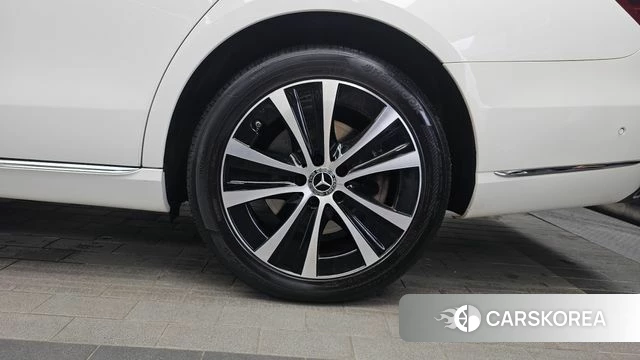 Mercedes-Benz E-Class W213 id 4614863 из Кореи 13