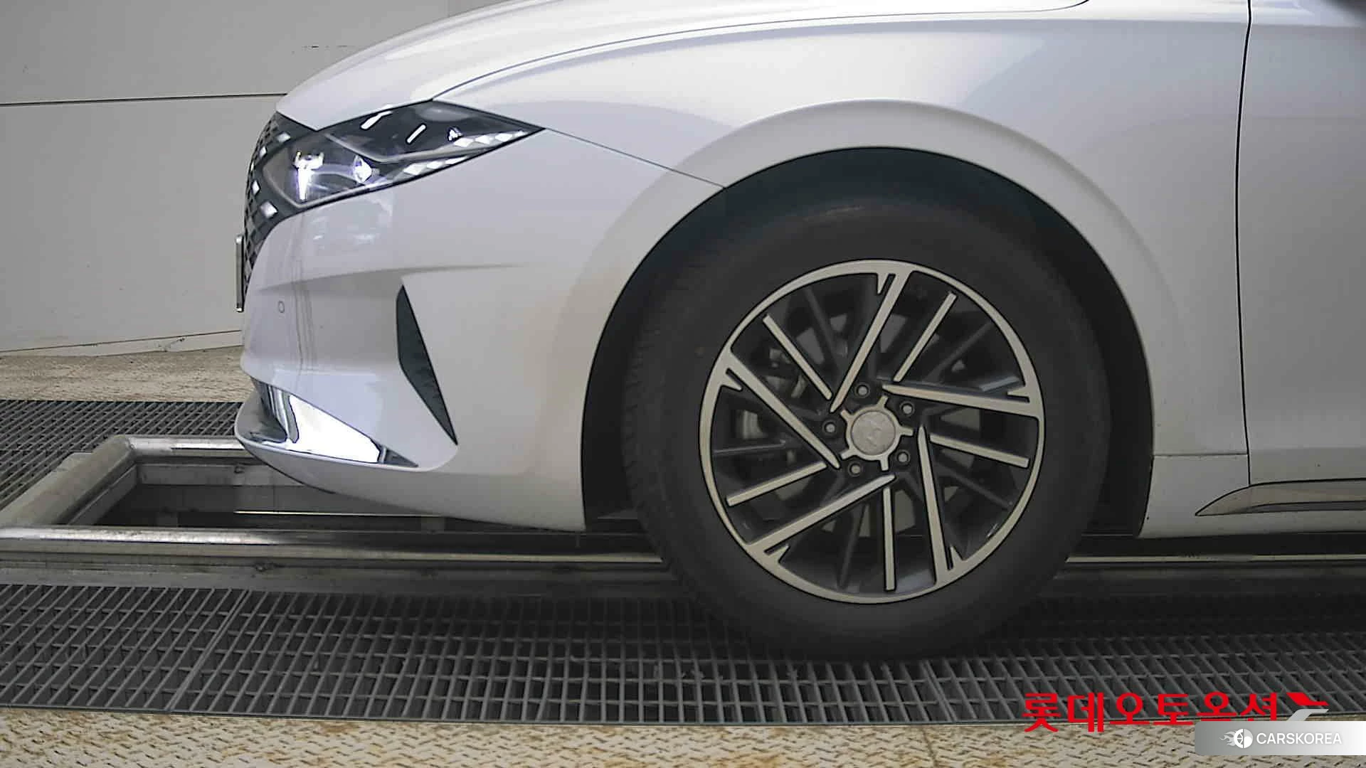 Hyundai Grandeur id 4289415 из Кореи 13