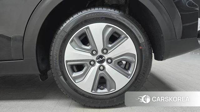 Kia The New Niro id 4671403 из Кореи 13