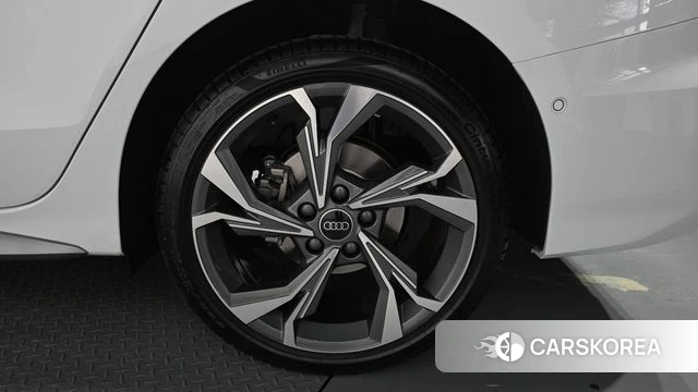 Audi A3 (8Y) id 4735251 из Кореи 13