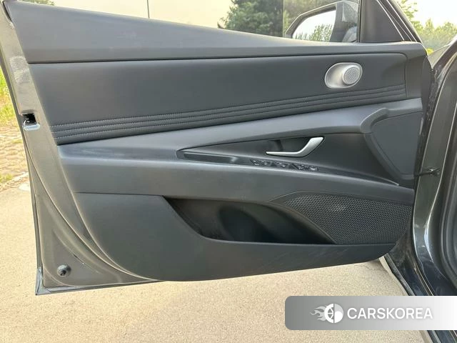 Hyundai Elantra id 4329238 из Китая 13
