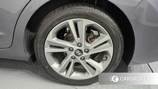Hyundai Avante AD id 4543785 из Кореи 13