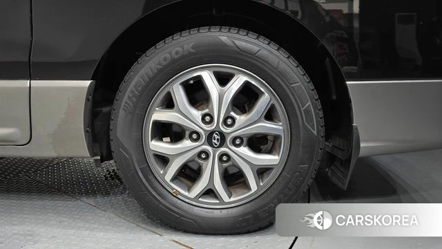 Hyundai The New Grand Starex id 4633292 из Кореи 13