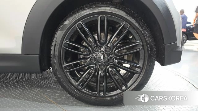 Mini Cooper Convertible id 4527878 из Кореи 13