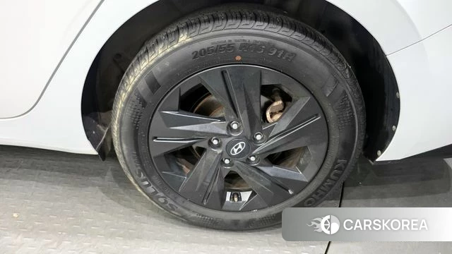 Hyundai Avante (CN7) id 4281888 из Кореи 13