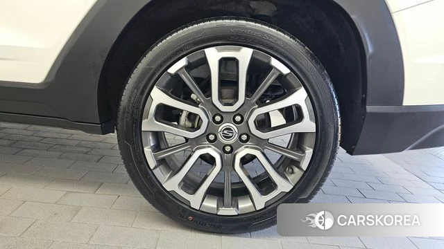 Ssangyong Torres id 4898975 из Кореи 13