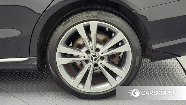 Mercedes-Benz C-Class W205 id 4587154 из Кореи 13