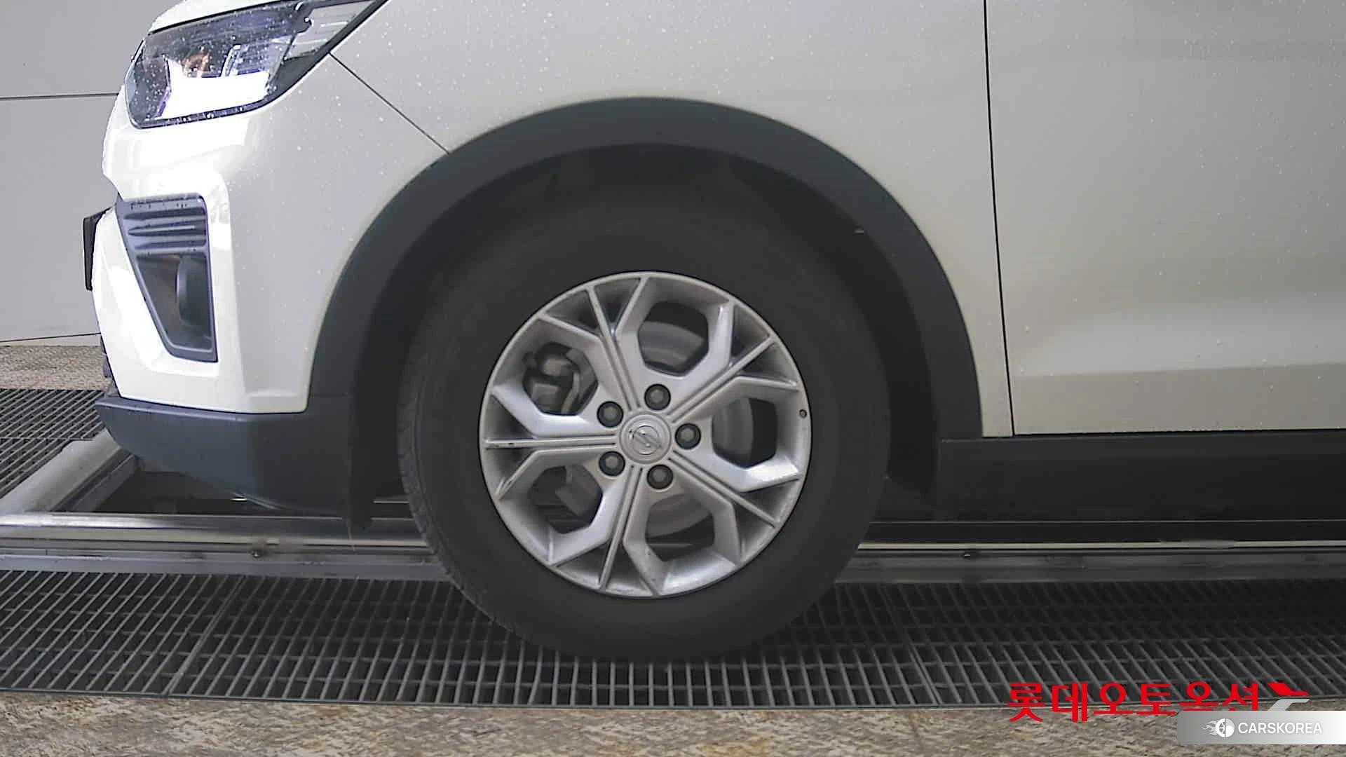 SsangYong Tivoli id 3869467 из Кореи 13