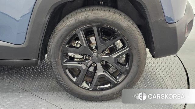 Jeep Renegade id 4533695 из Кореи 13