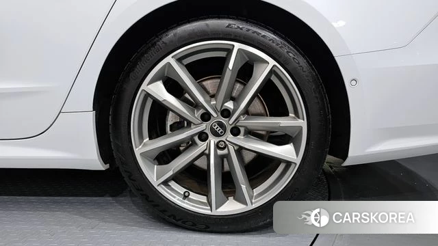 Audi A7 (4K) id 4383571 из Кореи 13