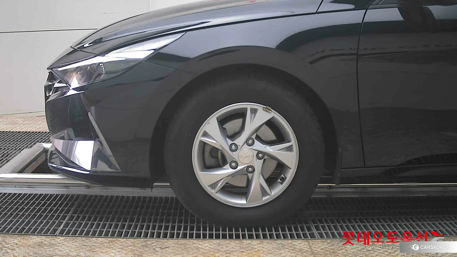 Hyundai Avante id 3875838 из Кореи 13