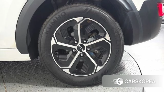 Kia Di Ol Nu Niro id 4691909 из Кореи 13