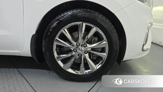 Kia The New Carnival id 4647416 из Кореи 13