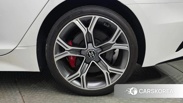 Kia Stinger id 4900800 из Кореи 13