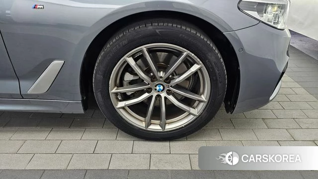 BMW 5 Series (G30) id 4430383 из Кореи 13