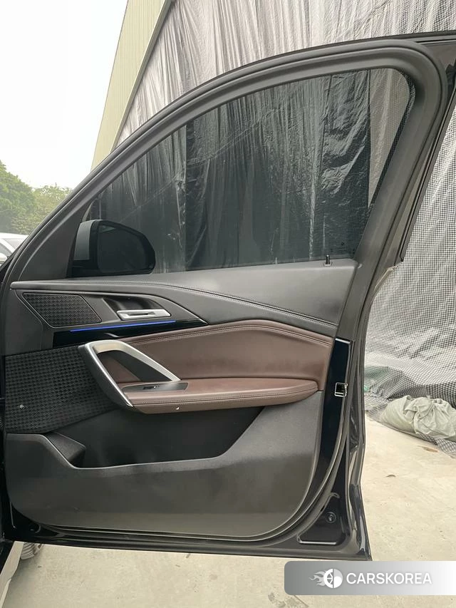 BMW X1 id 4298402 из Китая 13