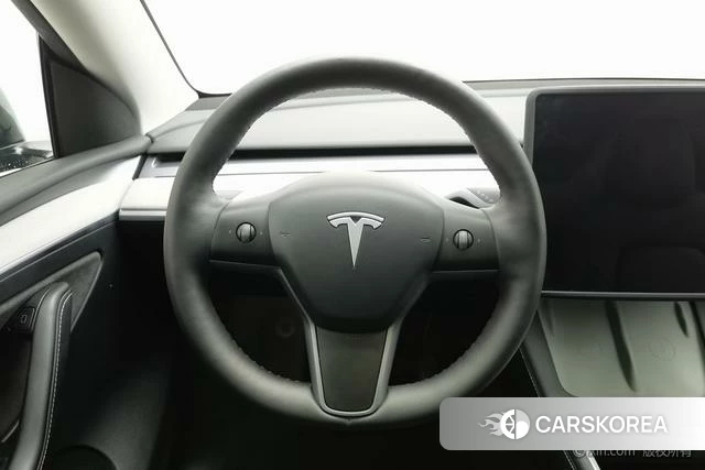 Tesla Model Y id 4210428 из Китая 13