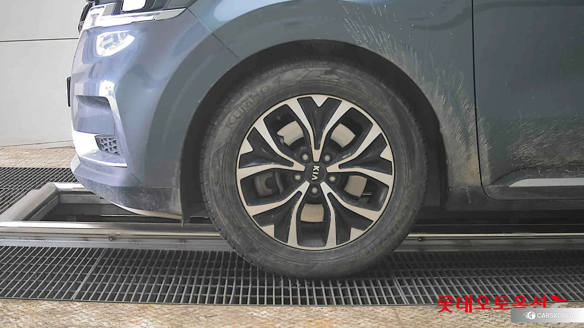 Kia Carnival id 3875742 из Кореи 13