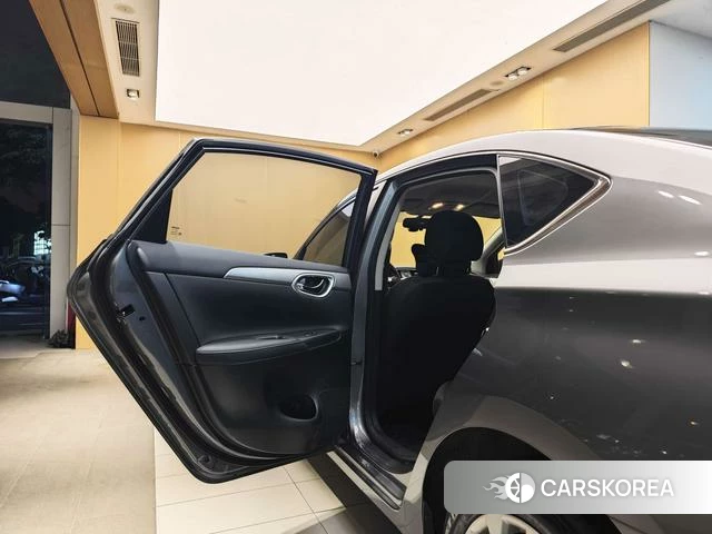 Nissan Xuan Yi id 4290844 из Китая 13