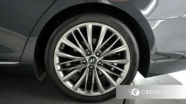 Hyundai Grandeur IG id 4311127 из Кореи 13