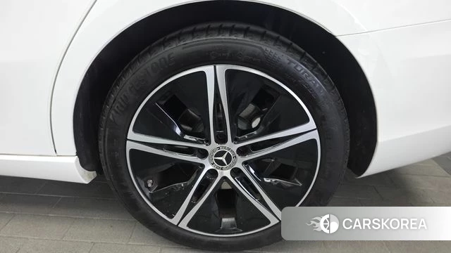 Mercedes-Benz A-Class W177 id 4540302 из Кореи 13