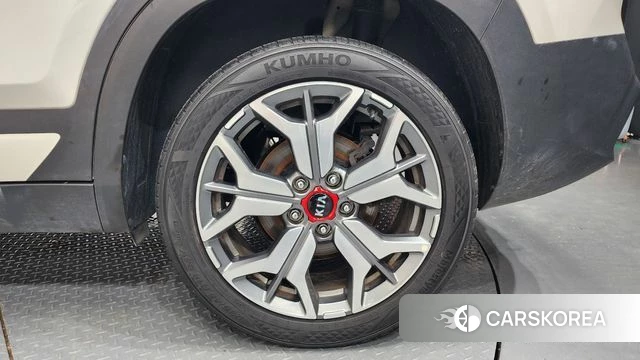 Kia Seltos id 4581378 из Кореи 13