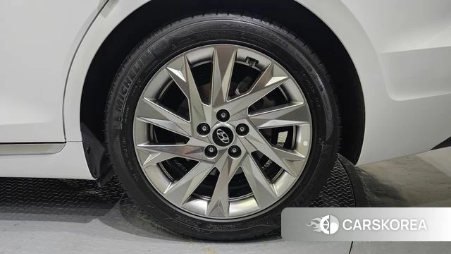 Hyundai The New Grandeur IG Hybrid id 4494952 из Кореи 13